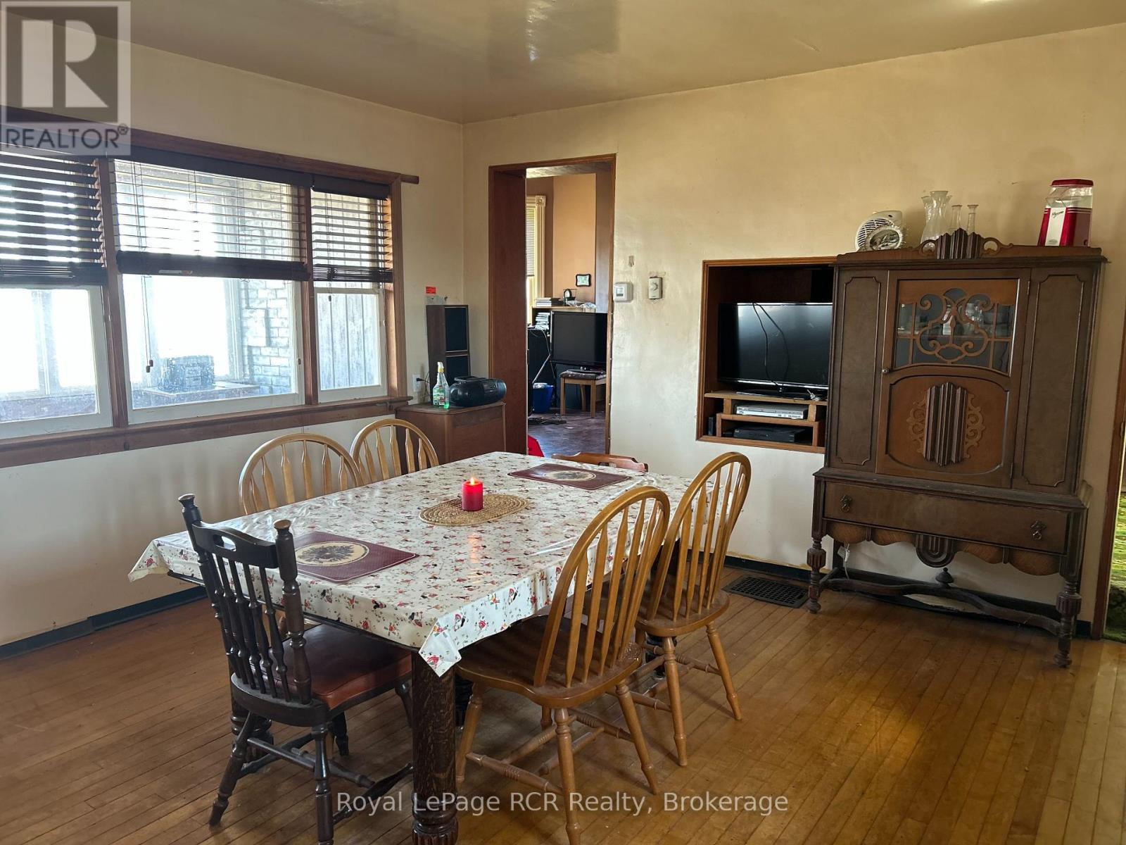 












521106 12 NDR CONCESSION

,
West Grey,




Ontario
N0G1S0

