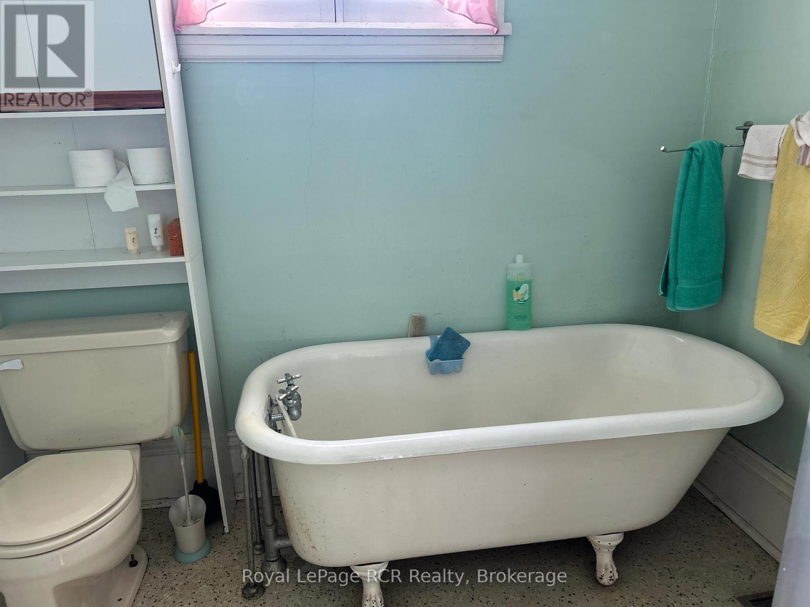 












521106 12 NDR CONCESSION

,
West Grey,




Ontario
N0G1S0

