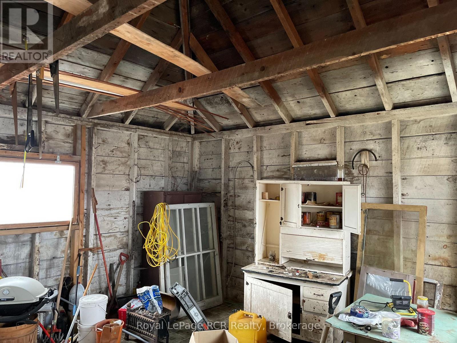 












521106 12 NDR CONCESSION

,
West Grey,




Ontario
N0G1S0

