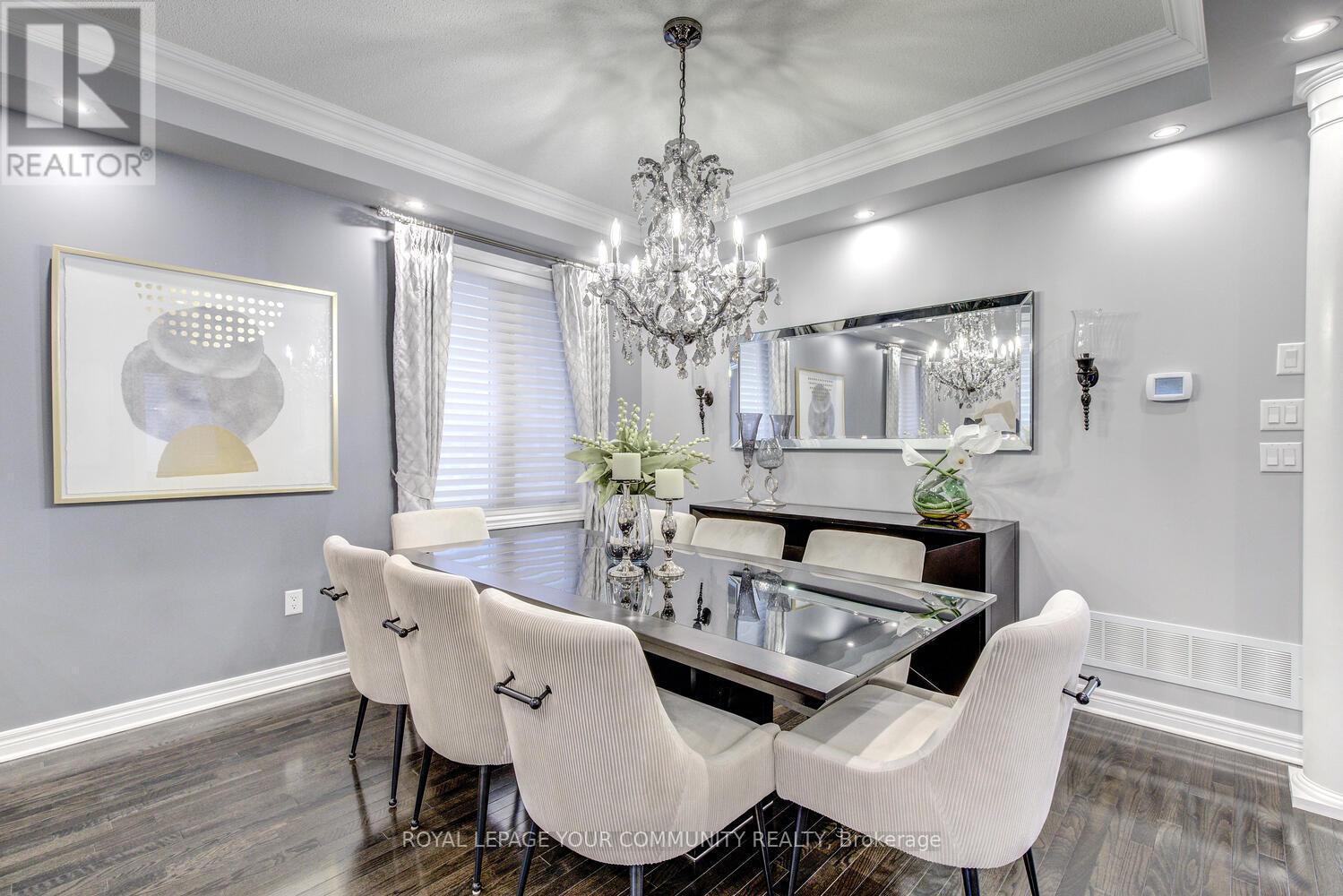 












35 CHAYNA CRESCENT

,
Vaughan,




Ontario
L6A0N2

