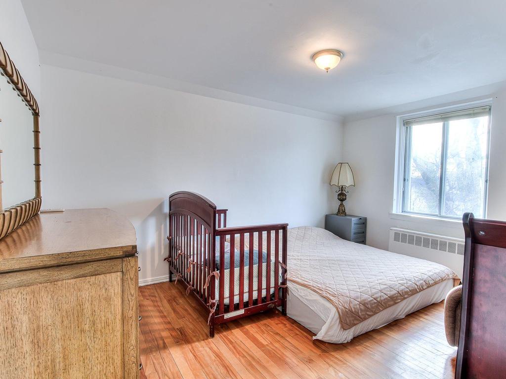 









2341


Rue Lavallée

,
Montréal (Ahuntsic-Cartierville),




QC
H3M1N9

