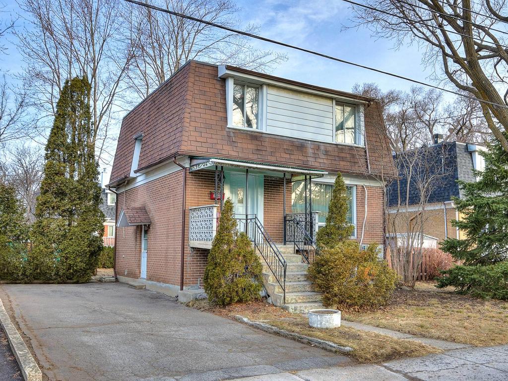 









2341


Rue Lavallée

,
Montréal (Ahuntsic-Cartierville),




QC
H3M1N9

