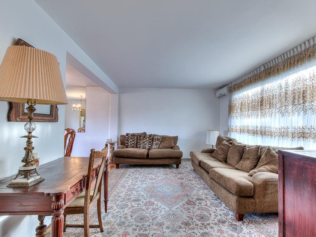









2341


Rue Lavallée

,
Montréal (Ahuntsic-Cartierville),




QC
H3M1N9

