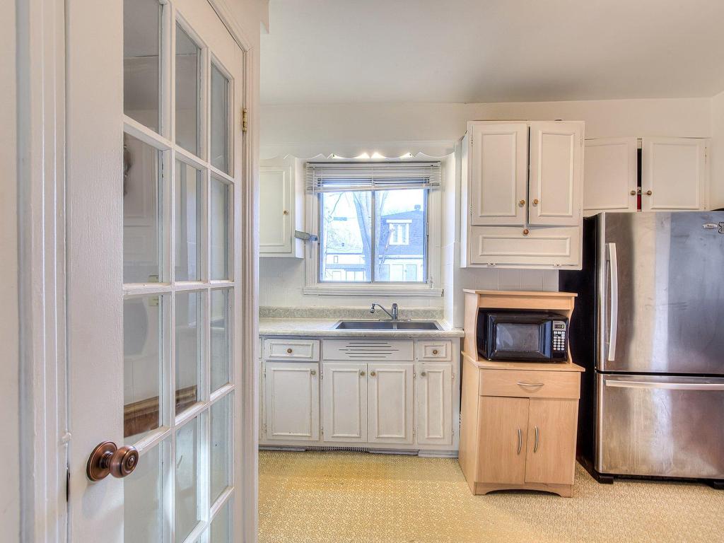 









2341


Rue Lavallée

,
Montréal (Ahuntsic-Cartierville),




QC
H3M1N9

