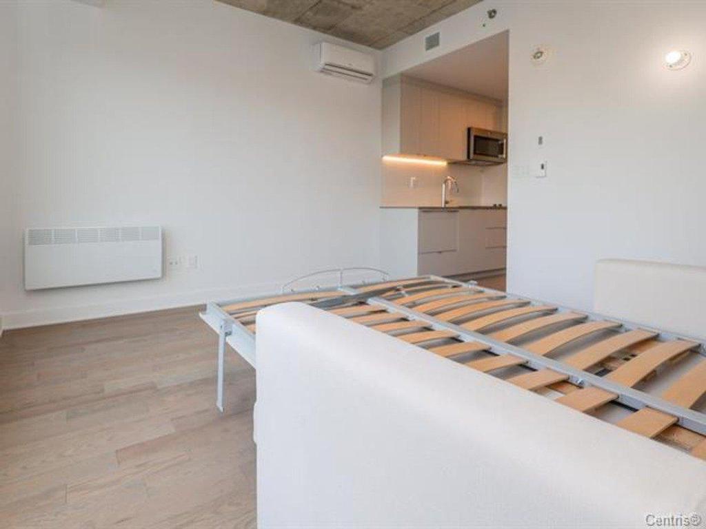 









2660


Rue Ontario E.

, 409,
Montréal (Ville-Marie),




QC
H2K4K4

