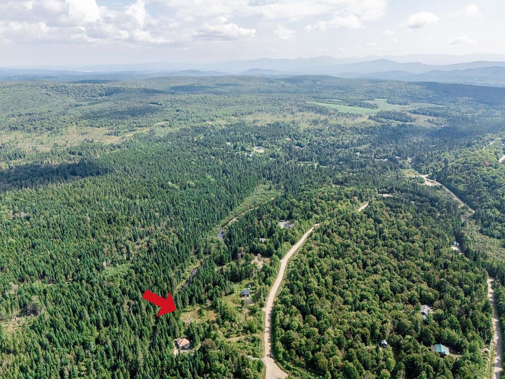 









128


Ch. du Corbeau

,
Notre-Dame-des-Bois,







QC
J0B2E0

