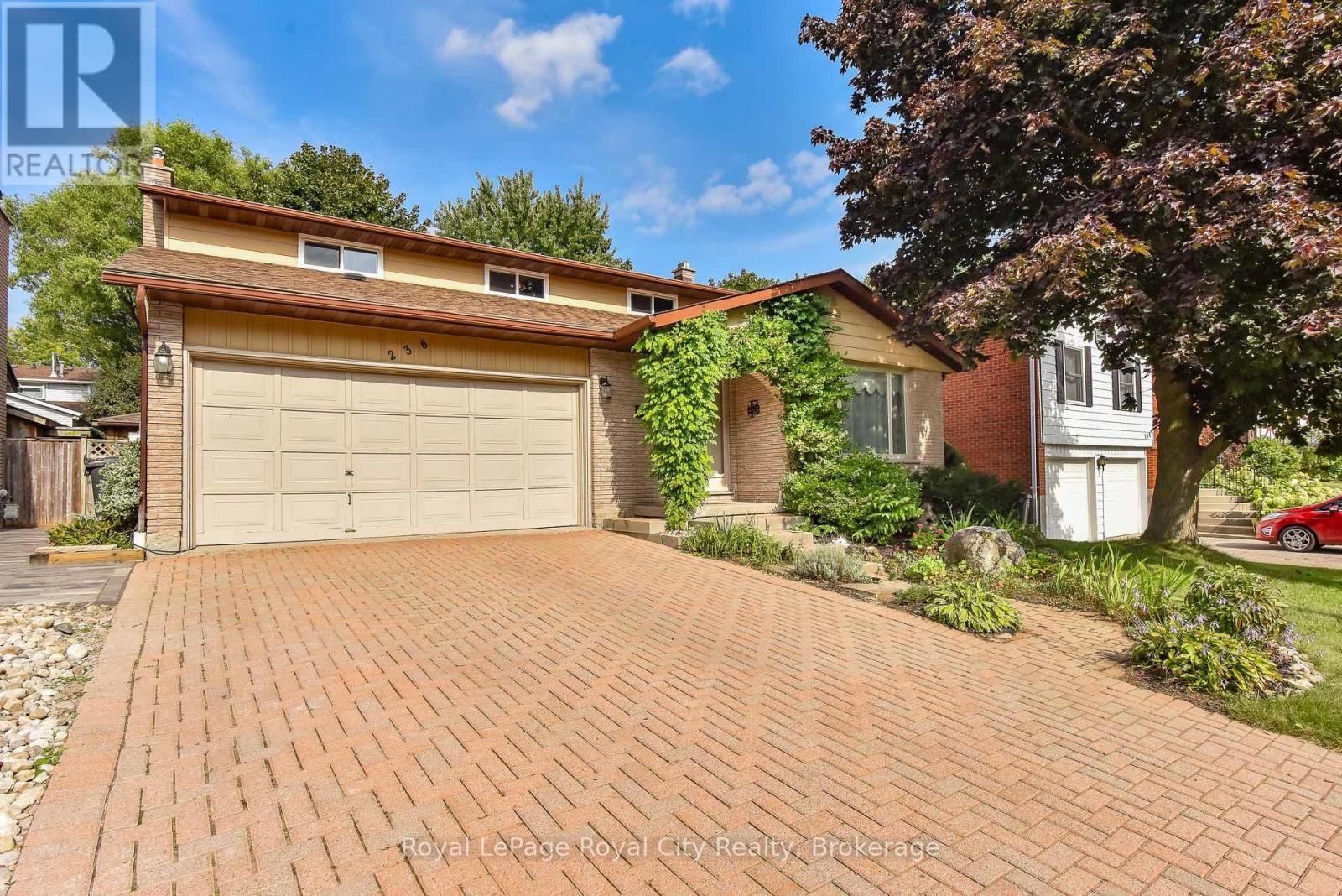 












236 IRONWOOD ROAD

,
Guelph (Kortright West),




Ontario
N1G3G1

