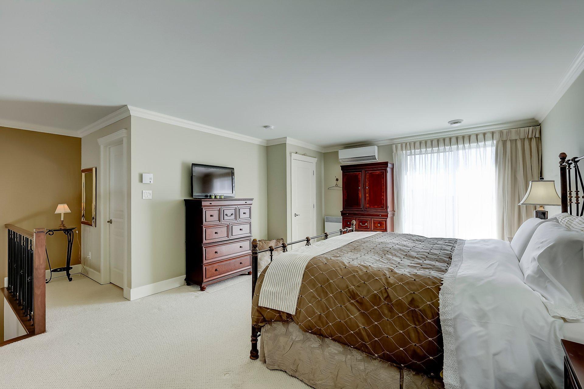 









65


Rue du Sanctuaire

, 4,
Sainte-Julie,




QC
J3E0B1

