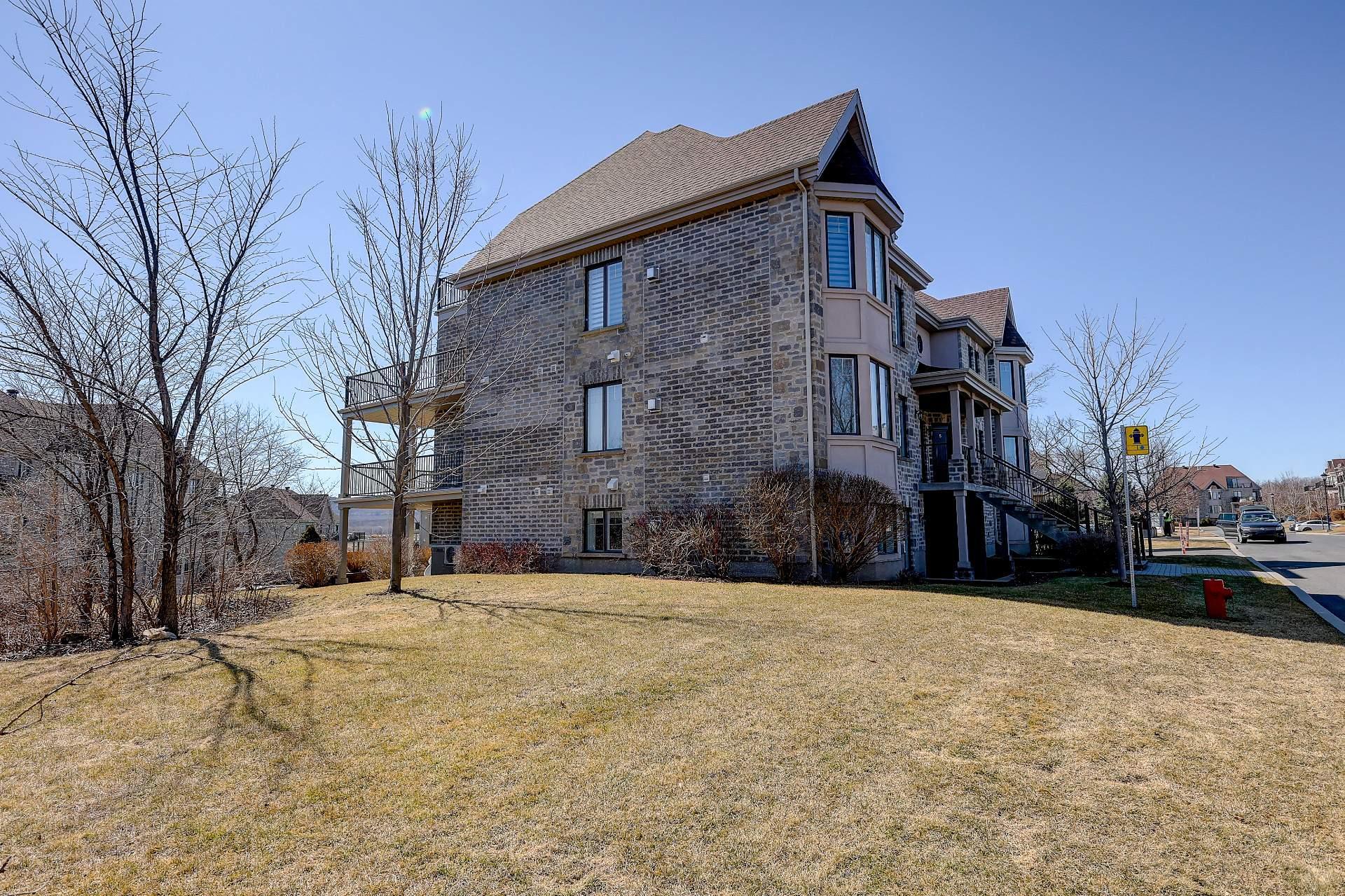 









65


Rue du Sanctuaire

, 4,
Sainte-Julie,




QC
J3E0B1

