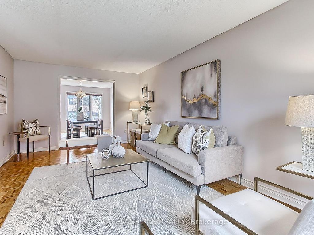 









611


Gagnon

Place,
Newmarket,




ON
L3X 1V8

