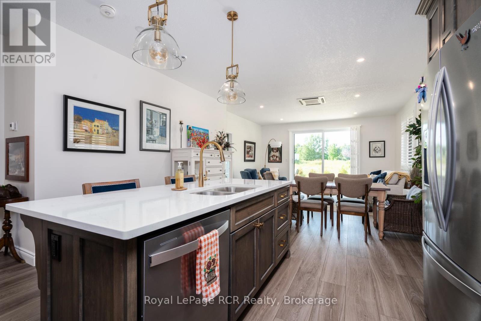 












10 PALMER MARIE LANE

,
Arran-Elderslie,




Ontario
N0G1L0

