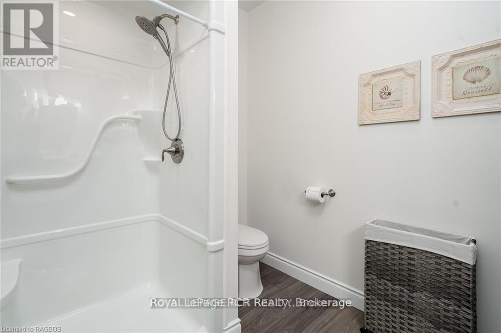 












10 PALMER MARIE LANE

,
Arran-Elderslie,




Ontario
N0G1L0

