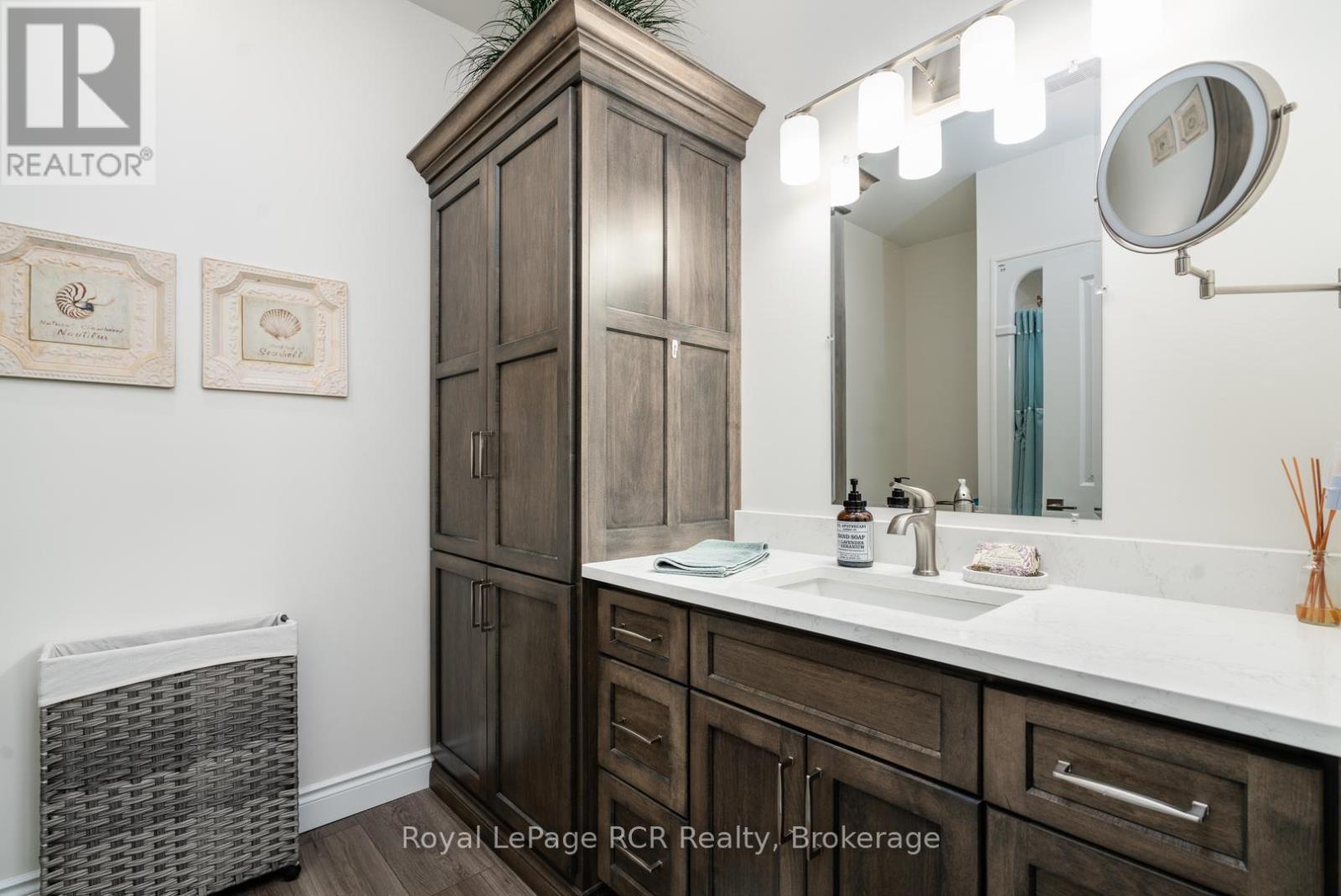 












10 PALMER MARIE LANE

,
Arran-Elderslie,




Ontario
N0G1L0

