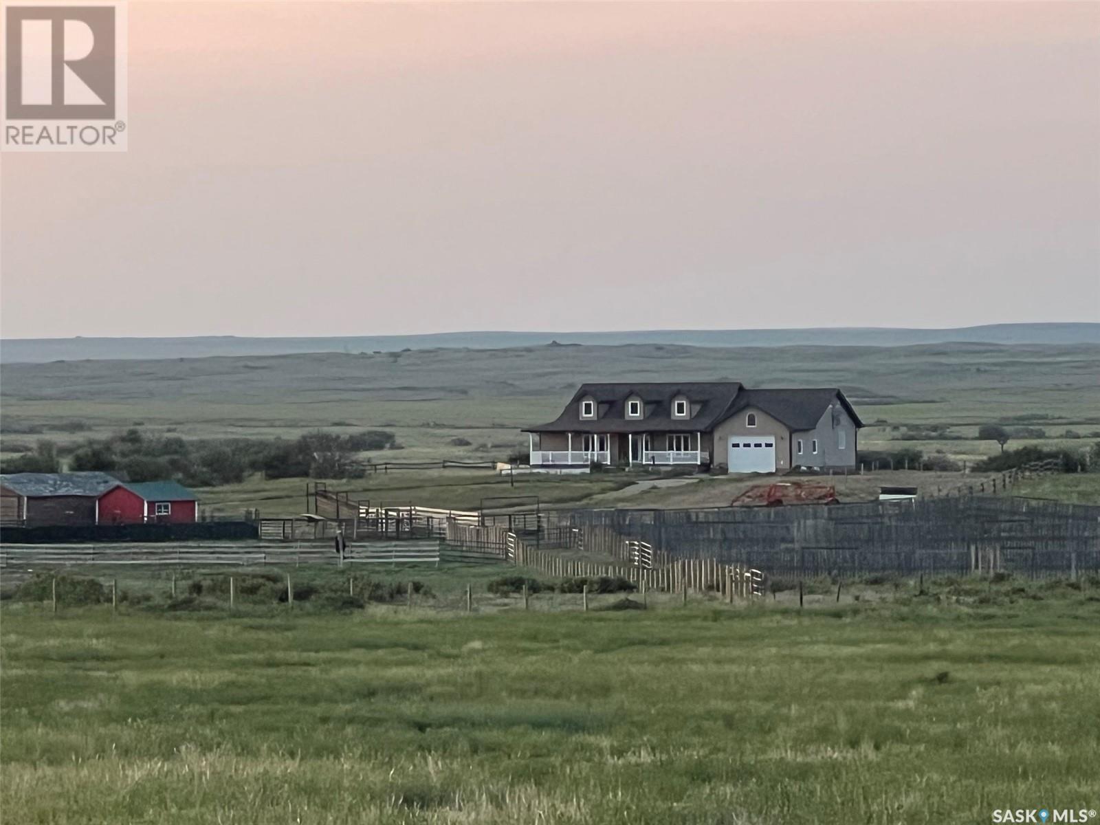 












Noble Acreage

,
Leader,




Saskatchewan
S0N1H0

