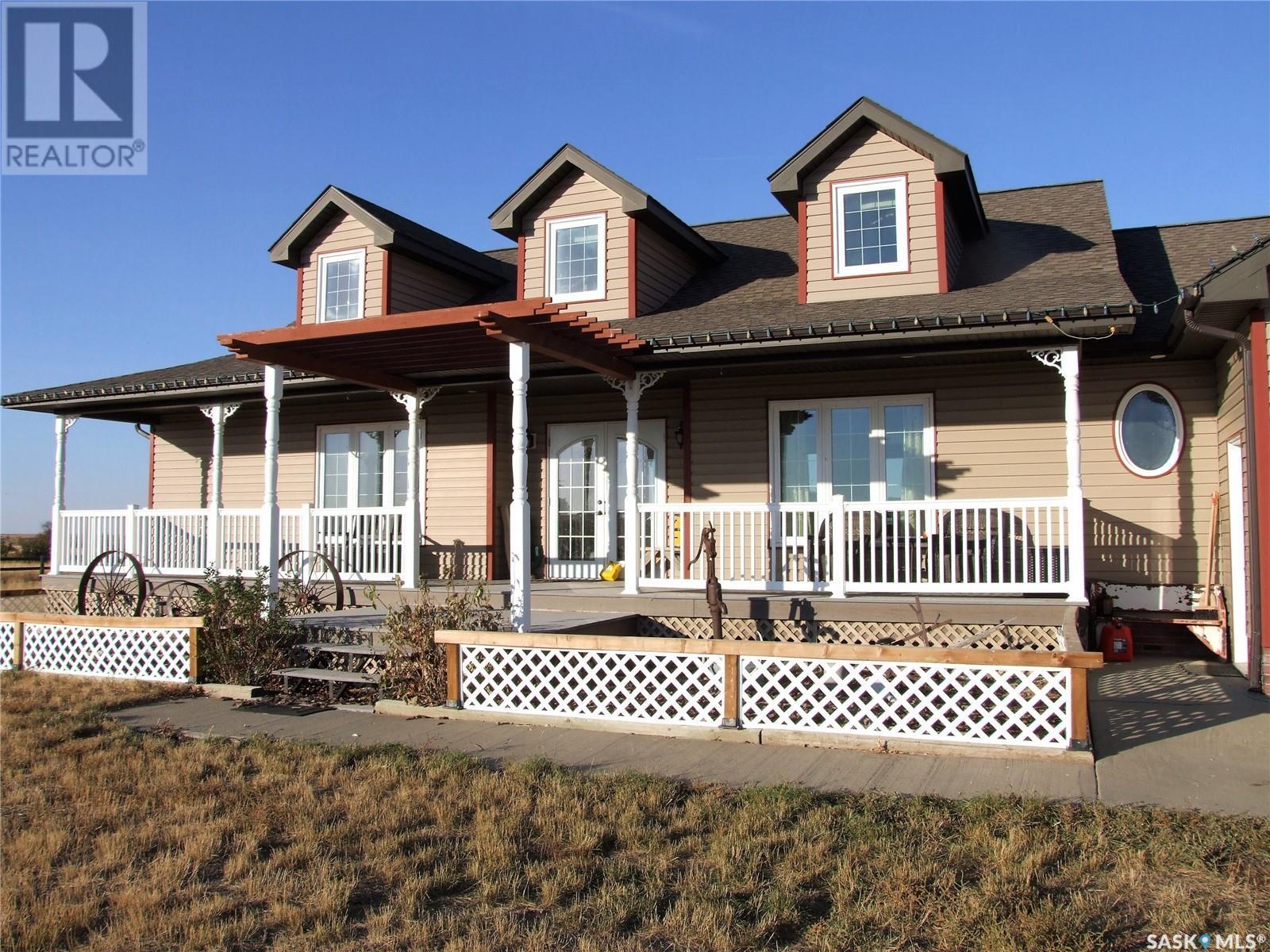 












Noble Acreage

,
Leader,




Saskatchewan
S0N1H0

