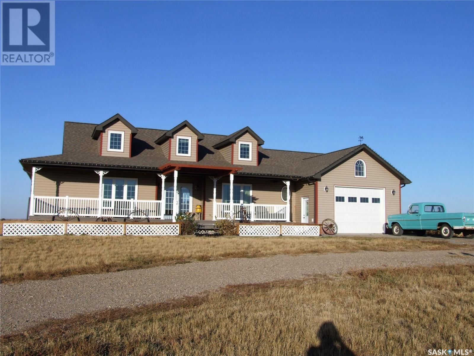 












Noble Acreage

,
Leader,




Saskatchewan
S0N1H0


