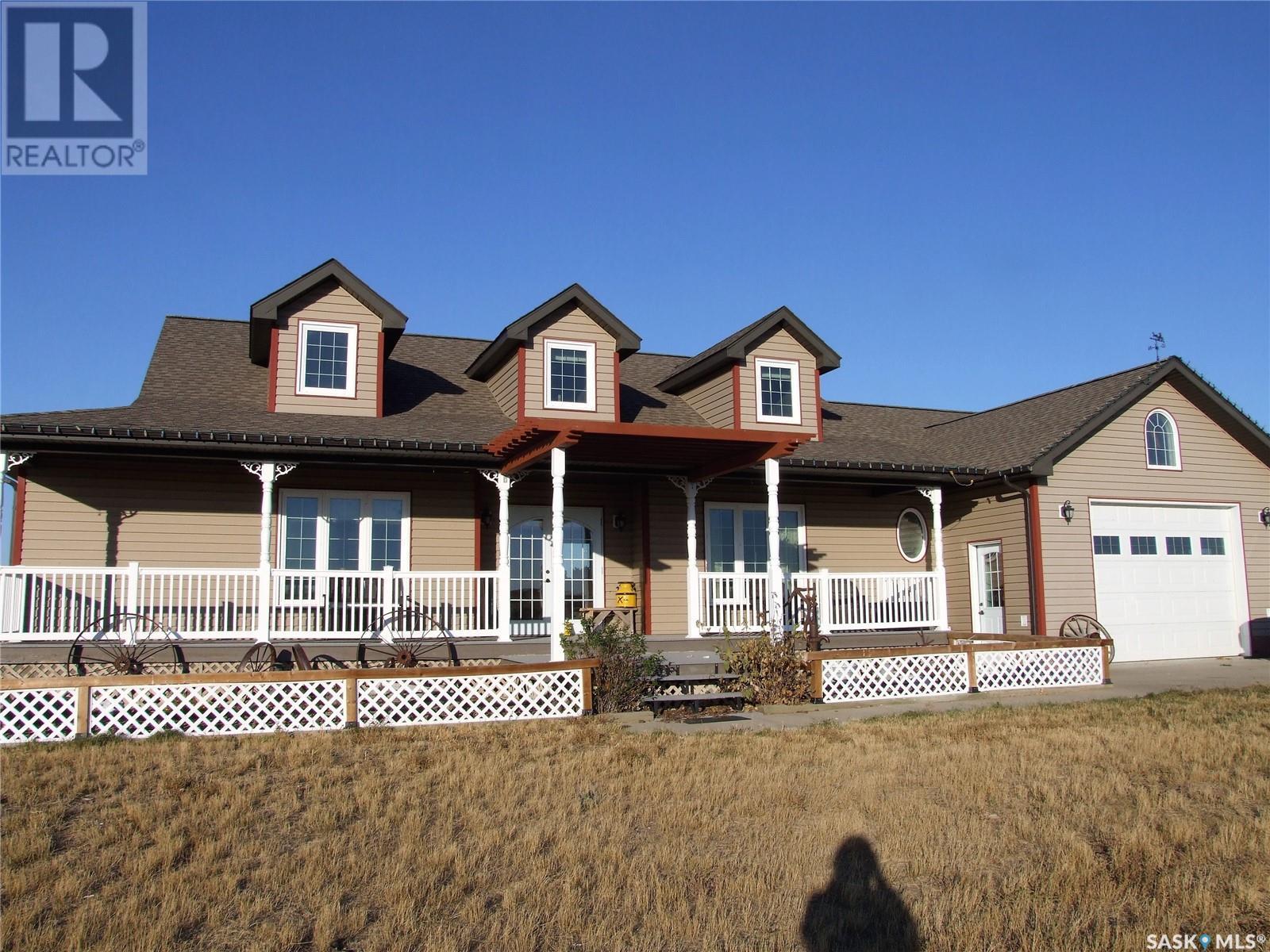 












Noble Acreage

,
Leader,




Saskatchewan
S0N1H0


