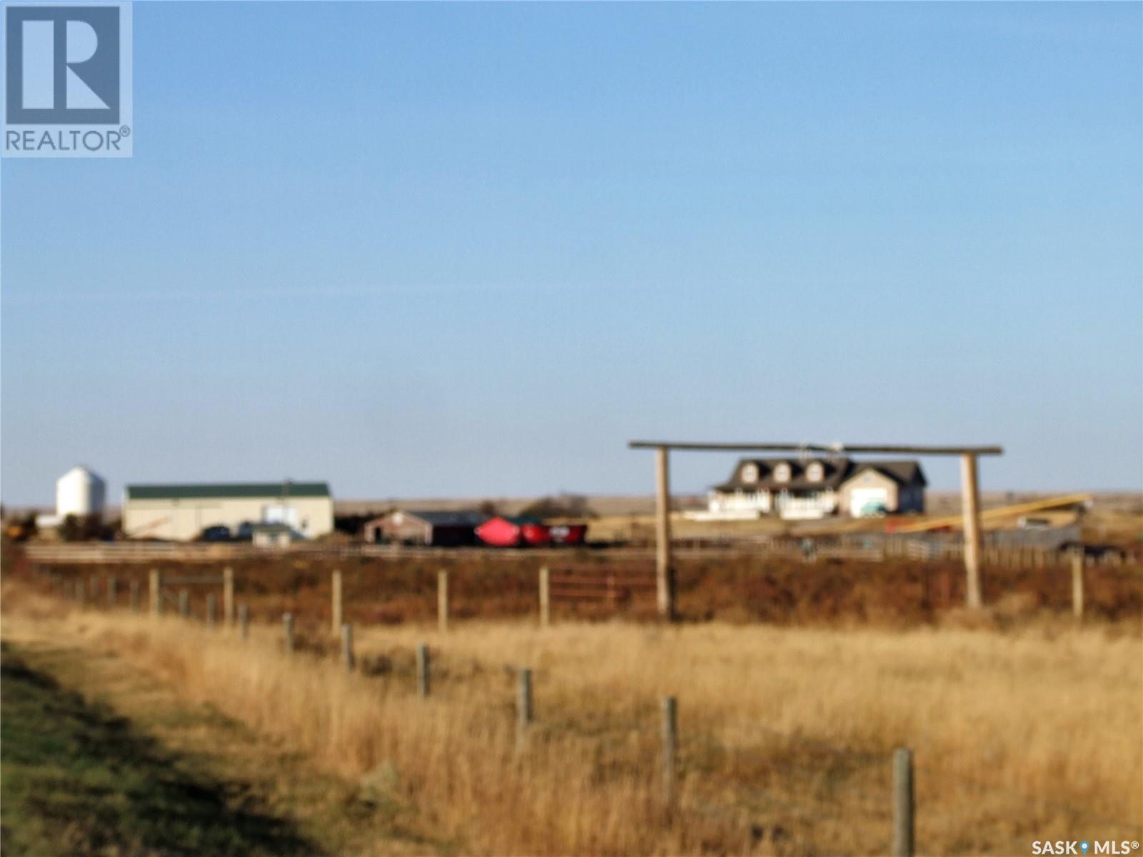 












Noble Acreage

,
Leader,




Saskatchewan
S0N1H0

