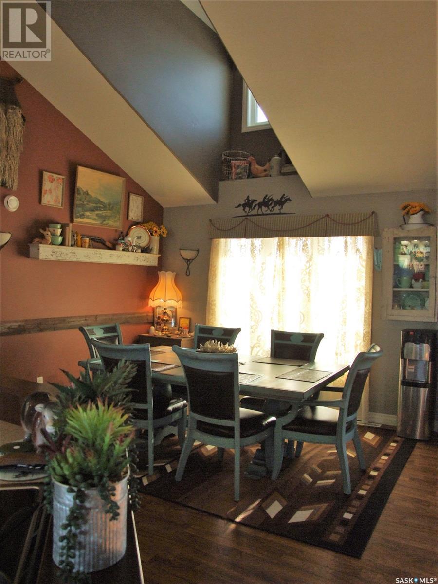 












Noble Acreage

,
Leader,




Saskatchewan
S0N1H0

