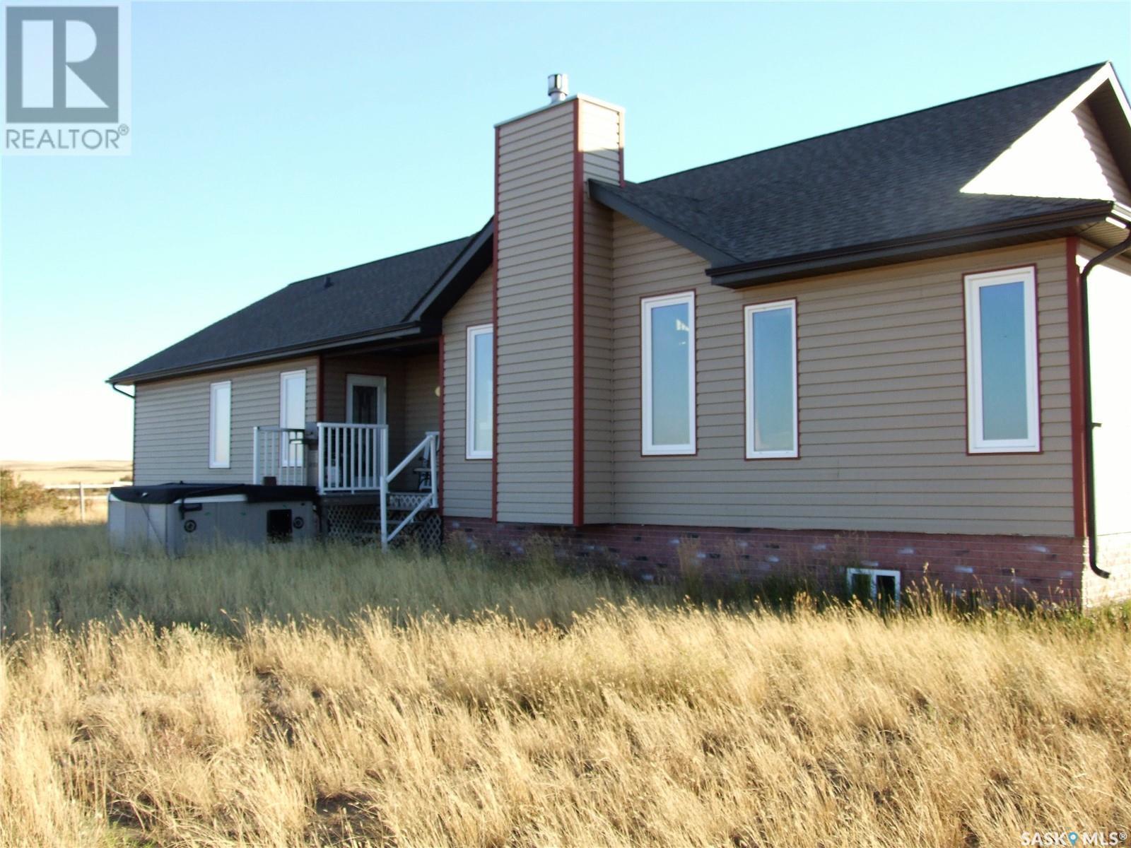 












Noble Acreage

,
Leader,




Saskatchewan
S0N1H0

