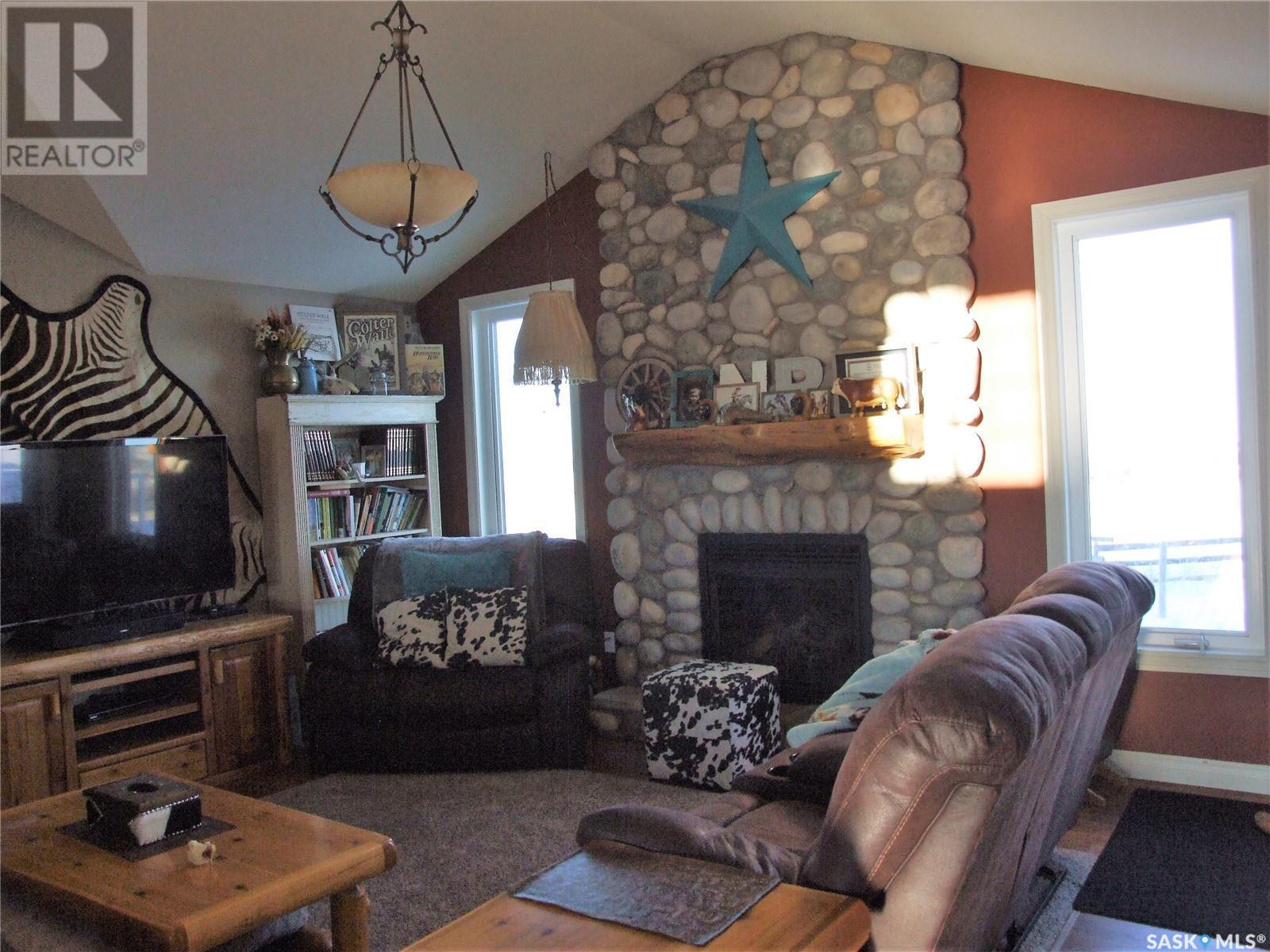 












Noble Acreage

,
Leader,




Saskatchewan
S0N1H0

