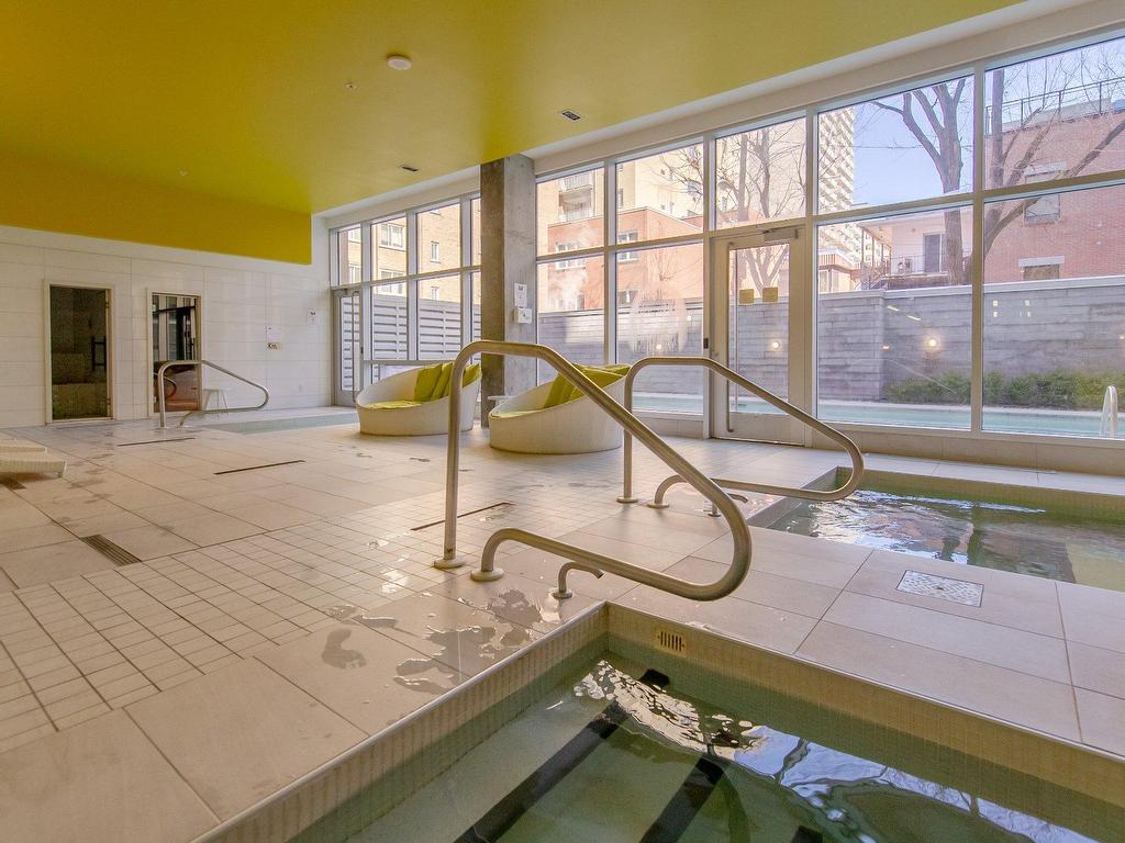 









1414


Rue Chomedey

, 1648,
Montréal (Ville-Marie),




QC
H3H0A2

