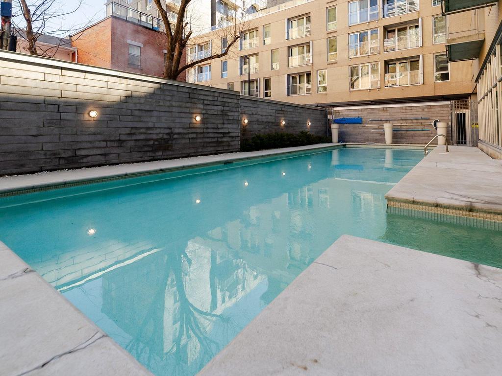 









1414


Rue Chomedey

, 1648,
Montréal (Ville-Marie),




QC
H3H0A2

