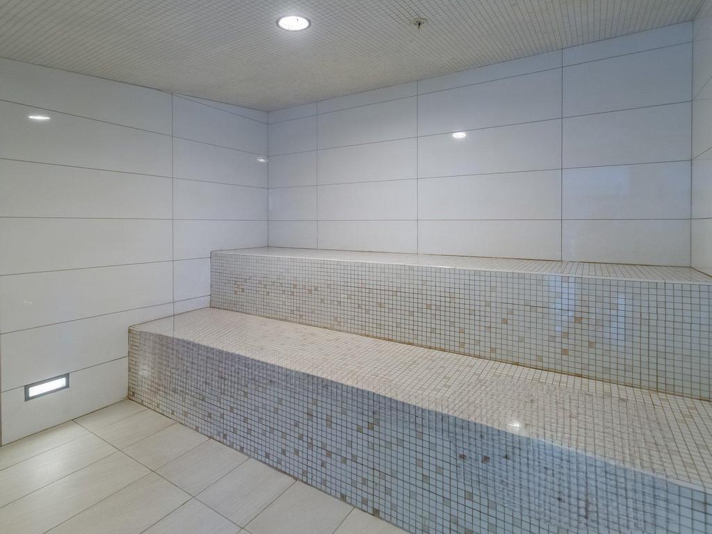 









1414


Rue Chomedey

, 1648,
Montréal (Ville-Marie),




QC
H3H0A2


