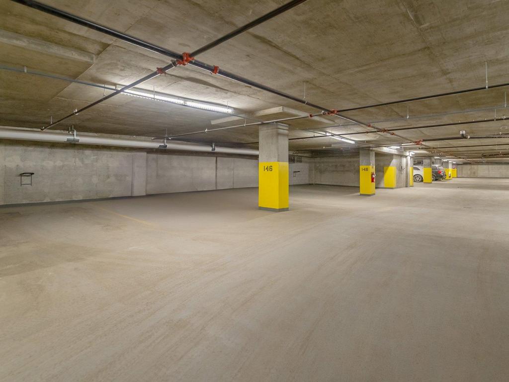 









1414


Rue Chomedey

, 1648,
Montréal (Ville-Marie),




QC
H3H0A2

