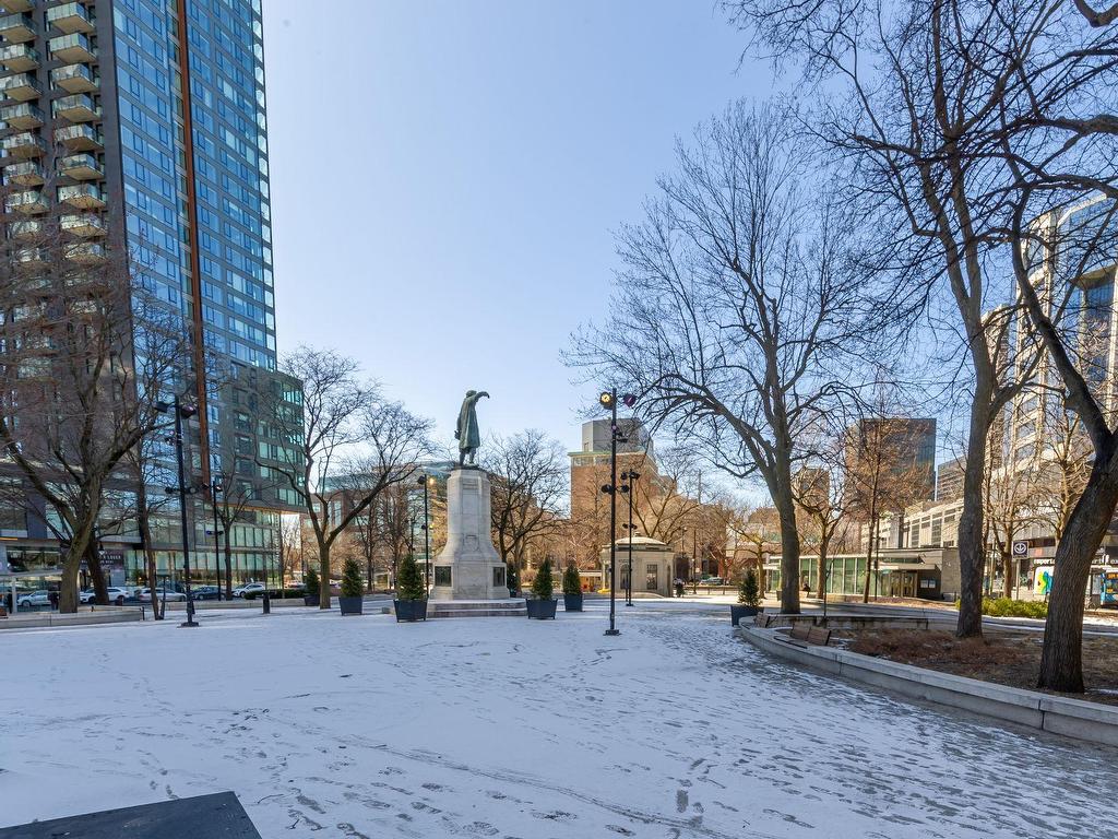 









1414


Rue Chomedey

, 1648,
Montréal (Ville-Marie),




QC
H3H0A2

