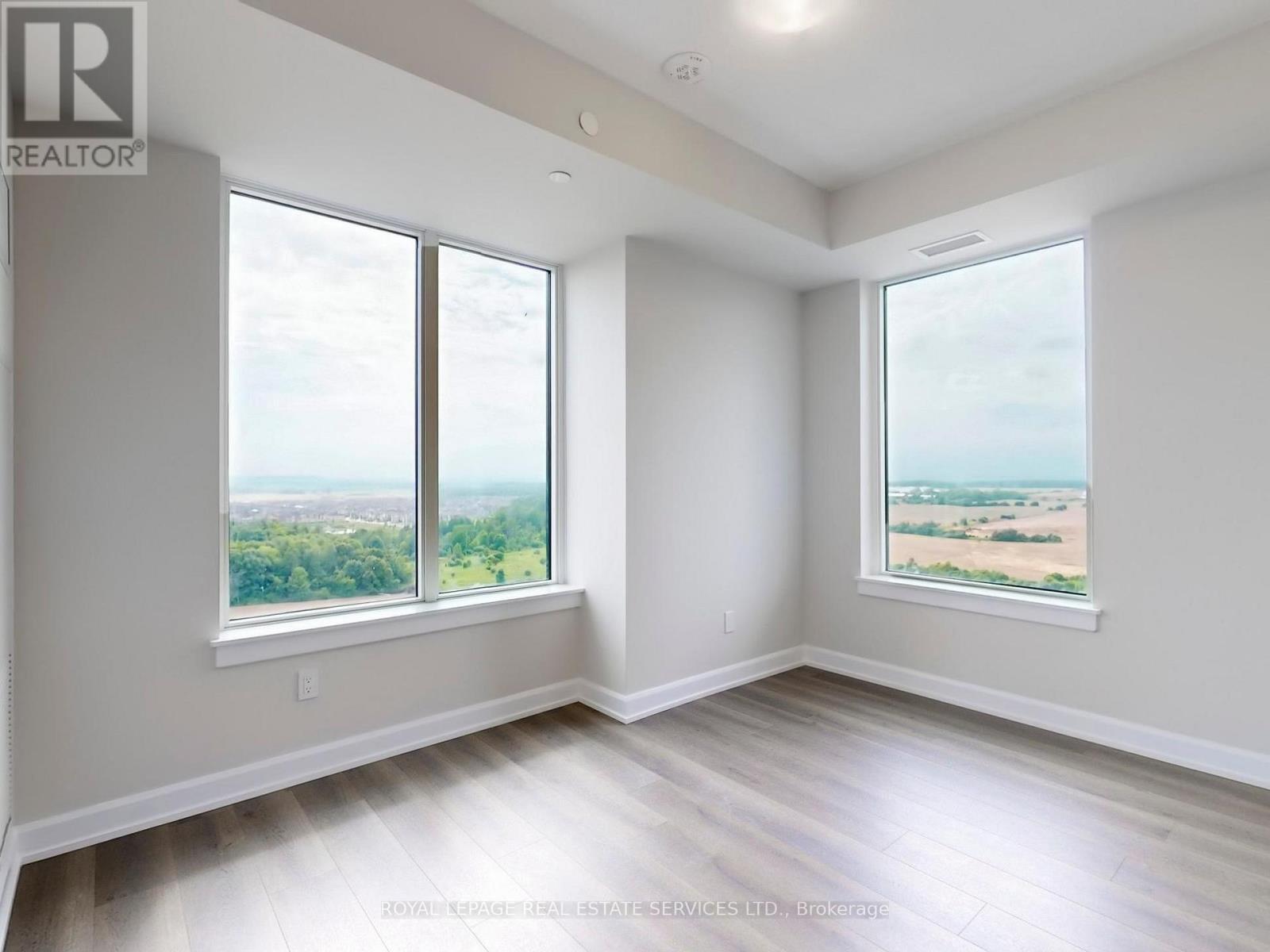 












1504 - 3220 WILLIAM COLTSON

,
Oakville,




Ontario
L6H7X9

