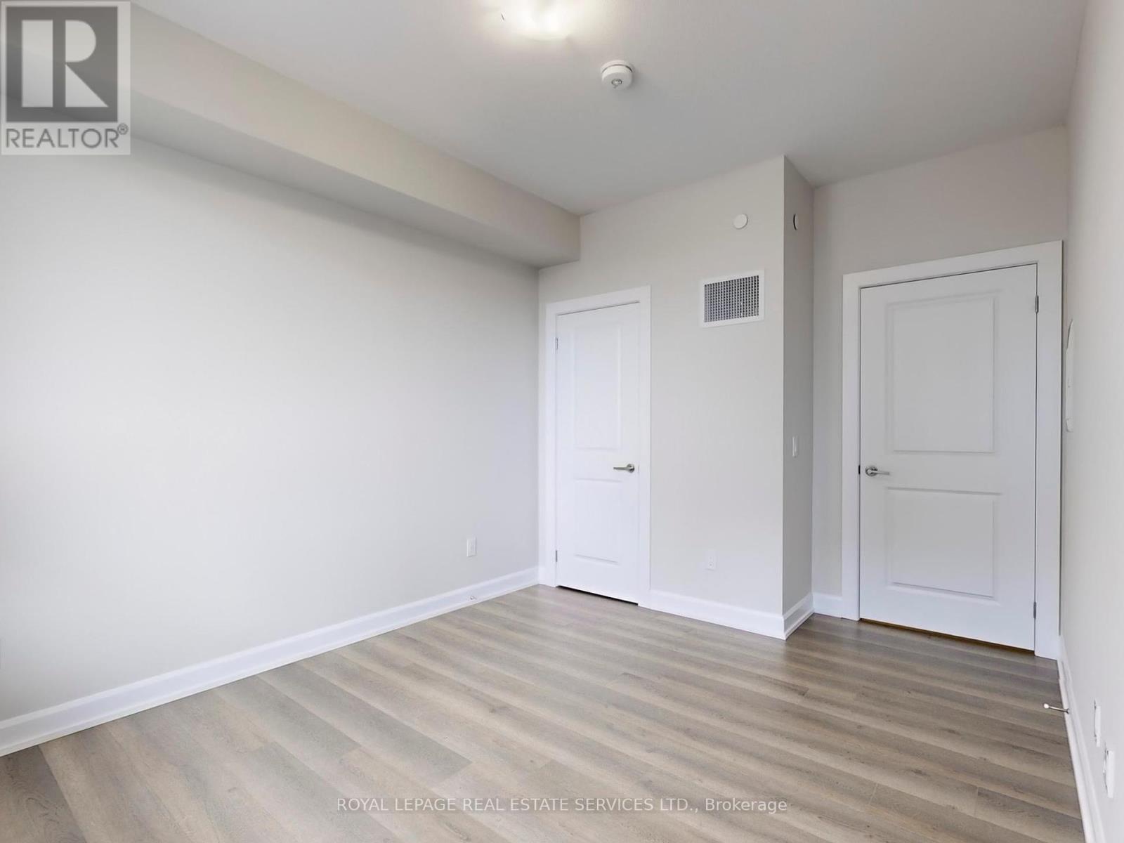 












1504 - 3220 WILLIAM COLTSON

,
Oakville,




Ontario
L6H7X9

