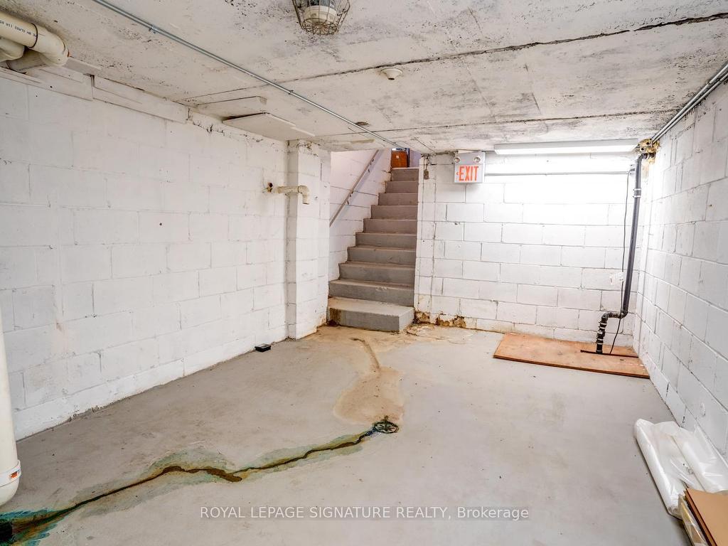 









926


King

Street West, Main,
Toronto,




ON
M5V 1P5

