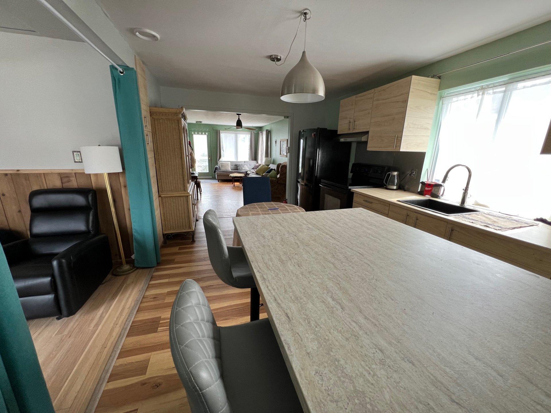 









4490


55e Avenue

,
Laval (Laval-Ouest),




QC
H7R4C9

