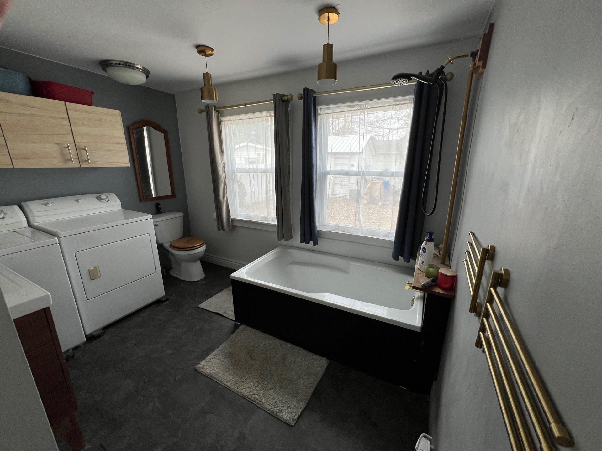 









4490


55e Avenue

,
Laval (Laval-Ouest),




QC
H7R4C9

