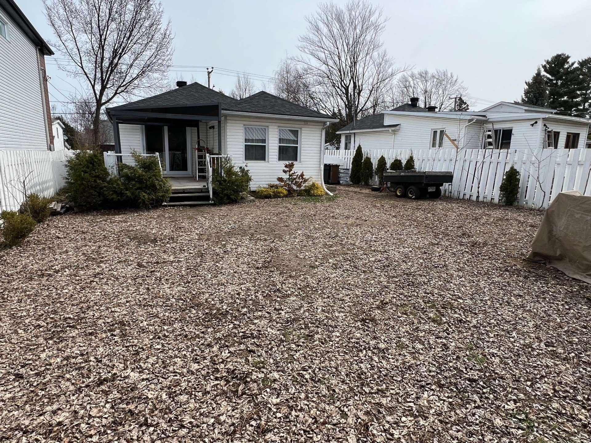 









4490


55e Avenue

,
Laval (Laval-Ouest),




QC
H7R4C9


