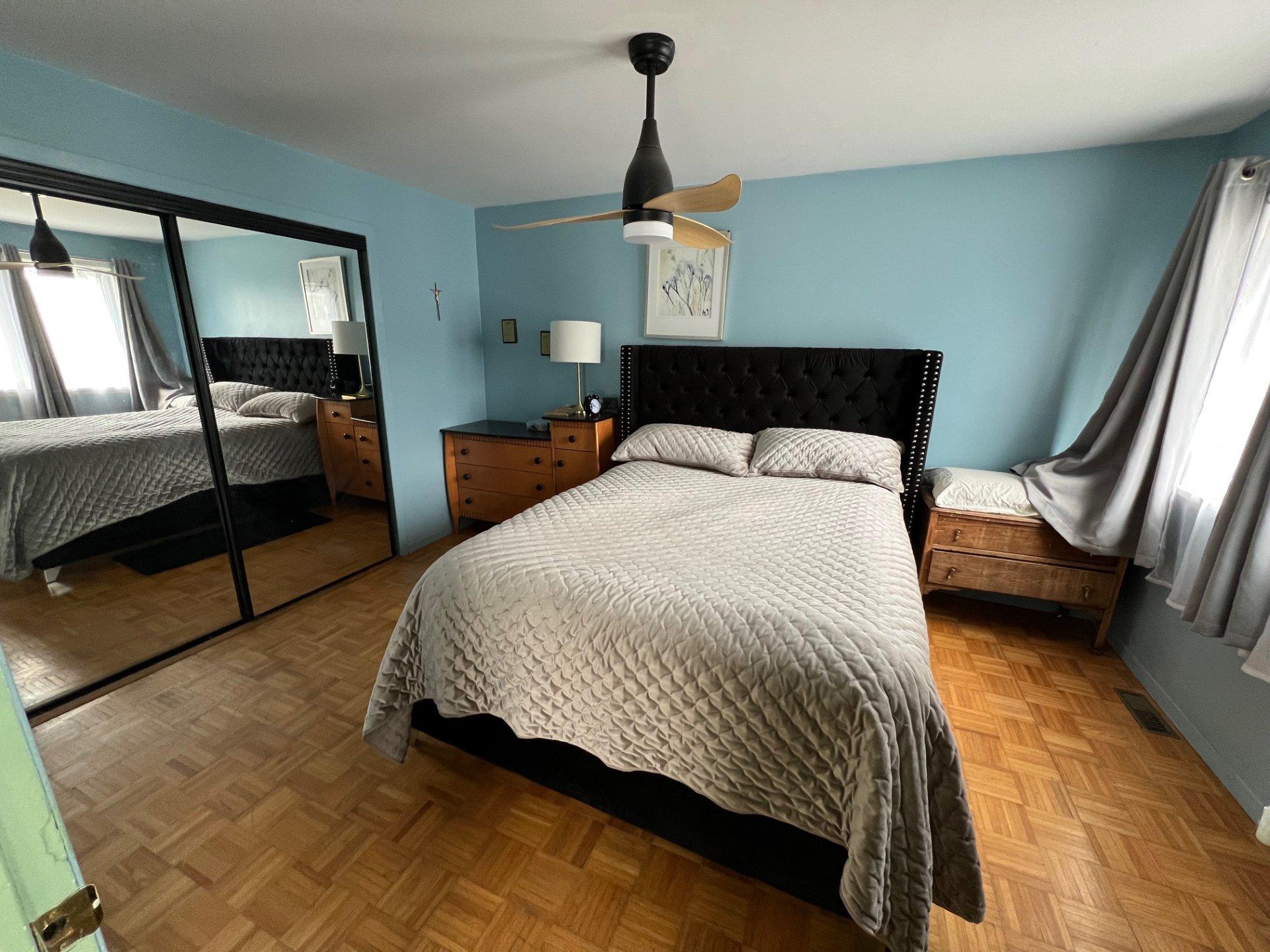









4490


55e Avenue

,
Laval (Laval-Ouest),




QC
H7R4C9

