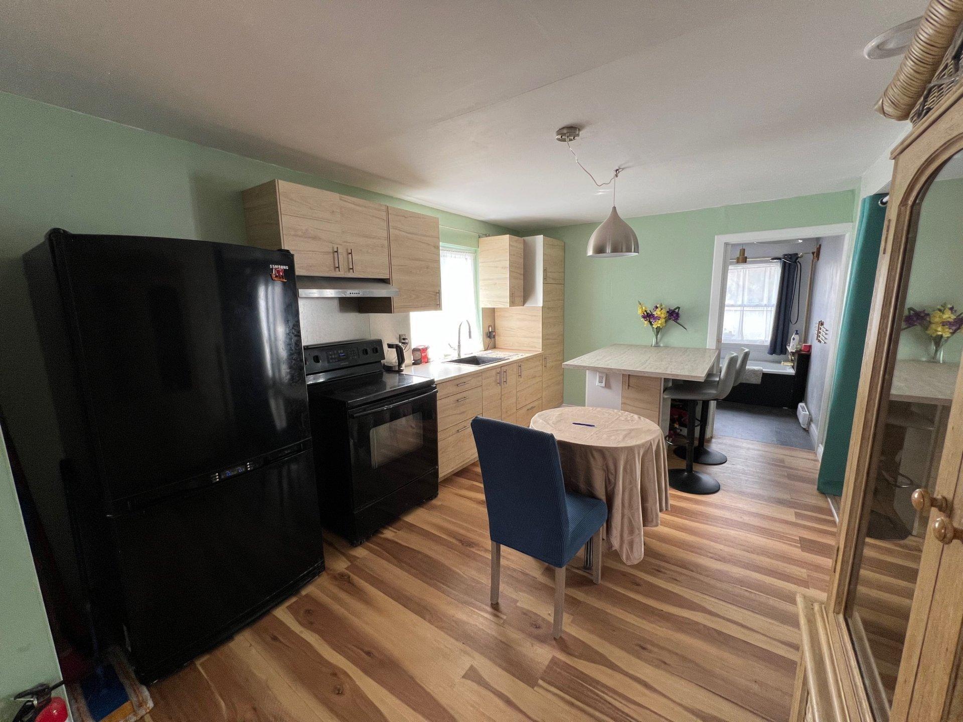









4490


55e Avenue

,
Laval (Laval-Ouest),




QC
H7R4C9

