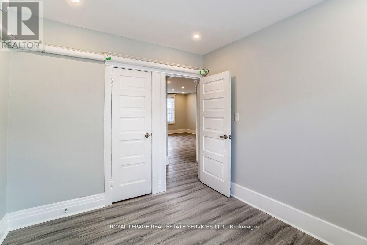 












31 TYNDALL AVENUE

,
Toronto,




Ontario
M6K2E9


