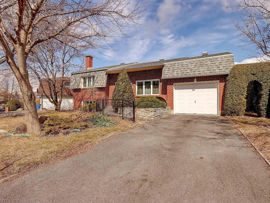 









78


Rue Juliette-Béliveau

,
Saint-Bruno-de-Montarville,




QC
J3V5T5

