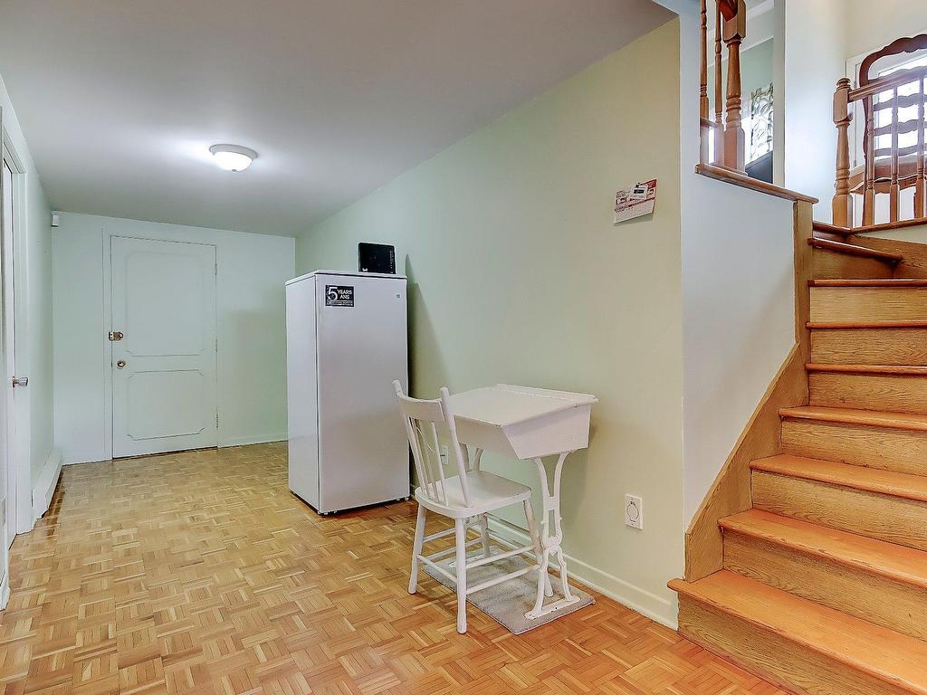 









78


Rue Juliette-Béliveau

,
Saint-Bruno-de-Montarville,




QC
J3V5T5


