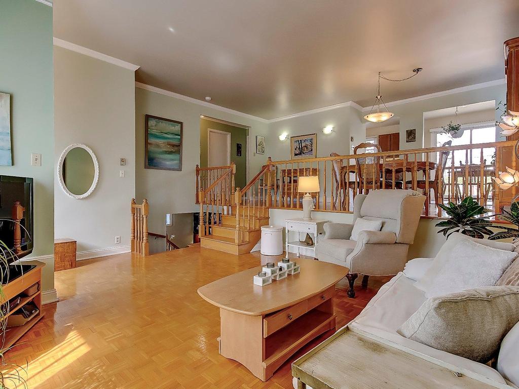 









78


Rue Juliette-Béliveau

,
Saint-Bruno-de-Montarville,




QC
J3V5T5

