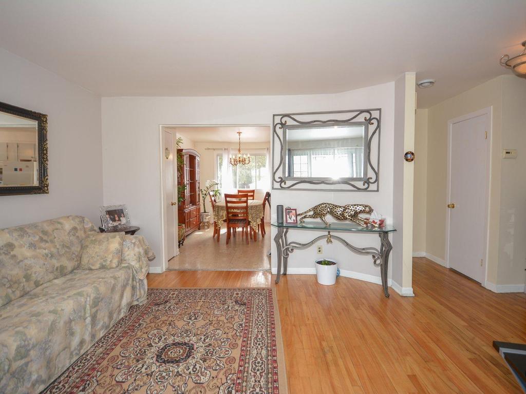 









6330


Rue Fiset

,
Montréal (Montréal-Nord),




QC
H1G2B2

