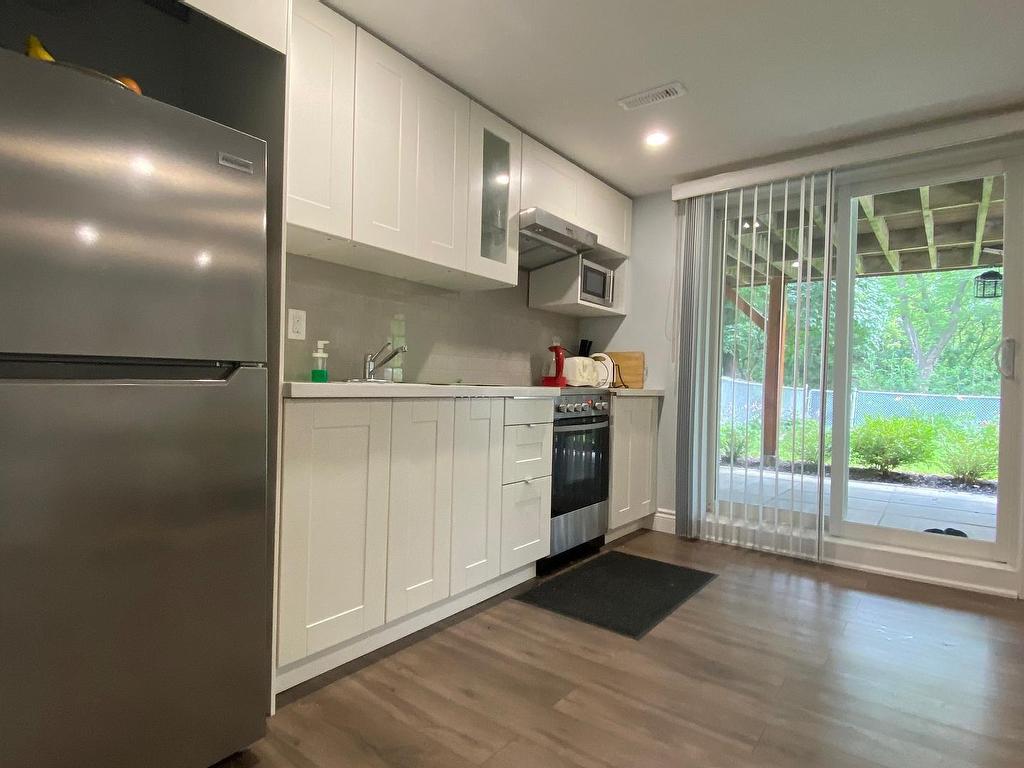 









4268


Greybrook

Crescent, Bsmt,
Mississauga,




ON
L4W 3G7

