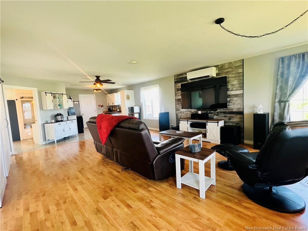 









49


Ocean Walk

,
Salmon Beach,




NB
E2A 6C7

