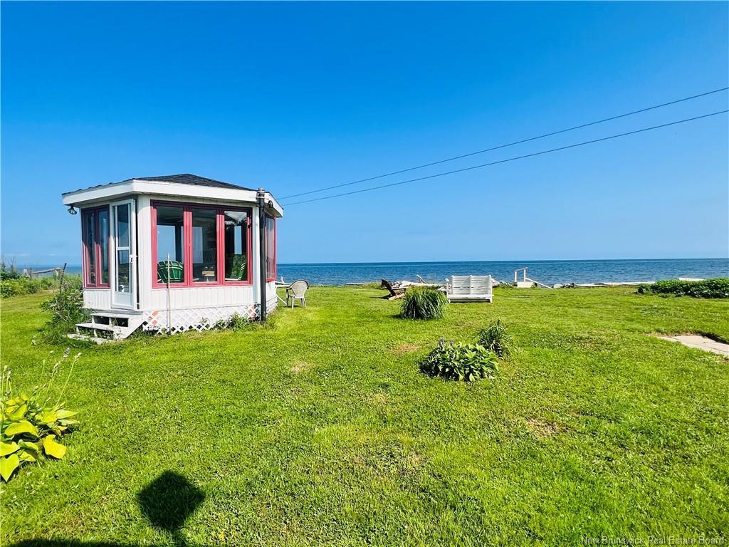









49


Ocean Walk

,
Salmon Beach,




NB
E2A 6C7

