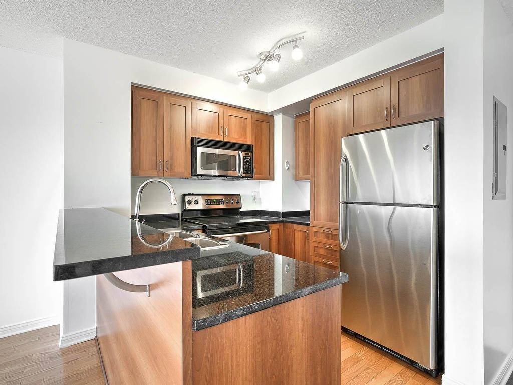 









1280


Rue St-Jacques

, 1303,
Montréal (Ville-Marie),




QC
H3C0G1

