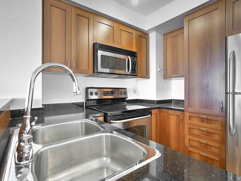 









1280


Rue St-Jacques

, 1303,
Montréal (Ville-Marie),




QC
H3C0G1

