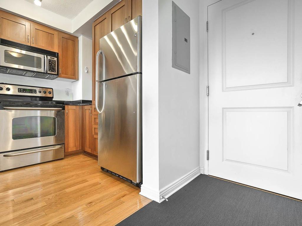 









1280


Rue St-Jacques

, 1303,
Montréal (Ville-Marie),




QC
H3C0G1

