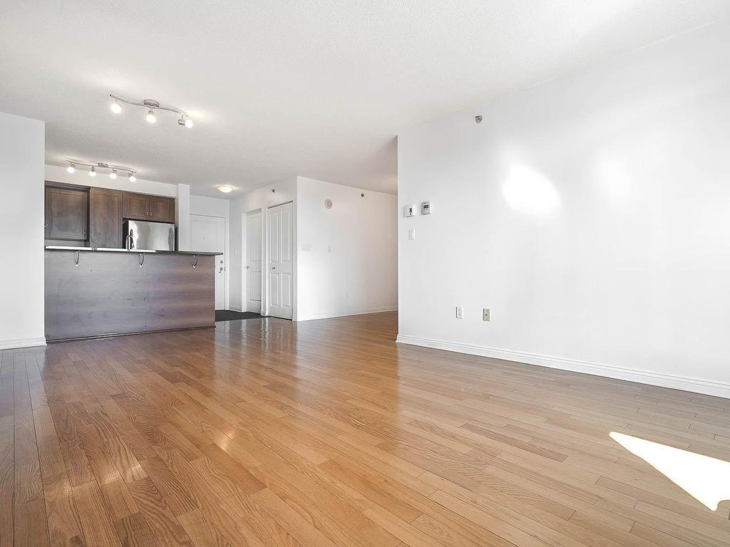 









1280


Rue St-Jacques

, 1303,
Montréal (Ville-Marie),




QC
H3C0G1

